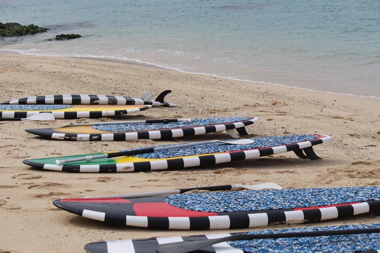 Tropical Surf House Okinawa Hotel Onna Bagian luar foto