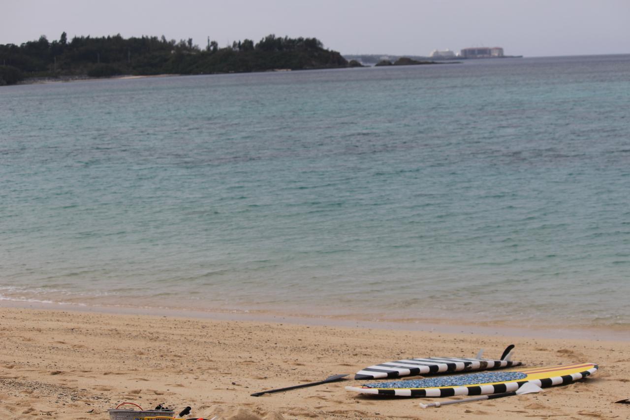 Tropical Surf House Okinawa Hotel Onna Bagian luar foto