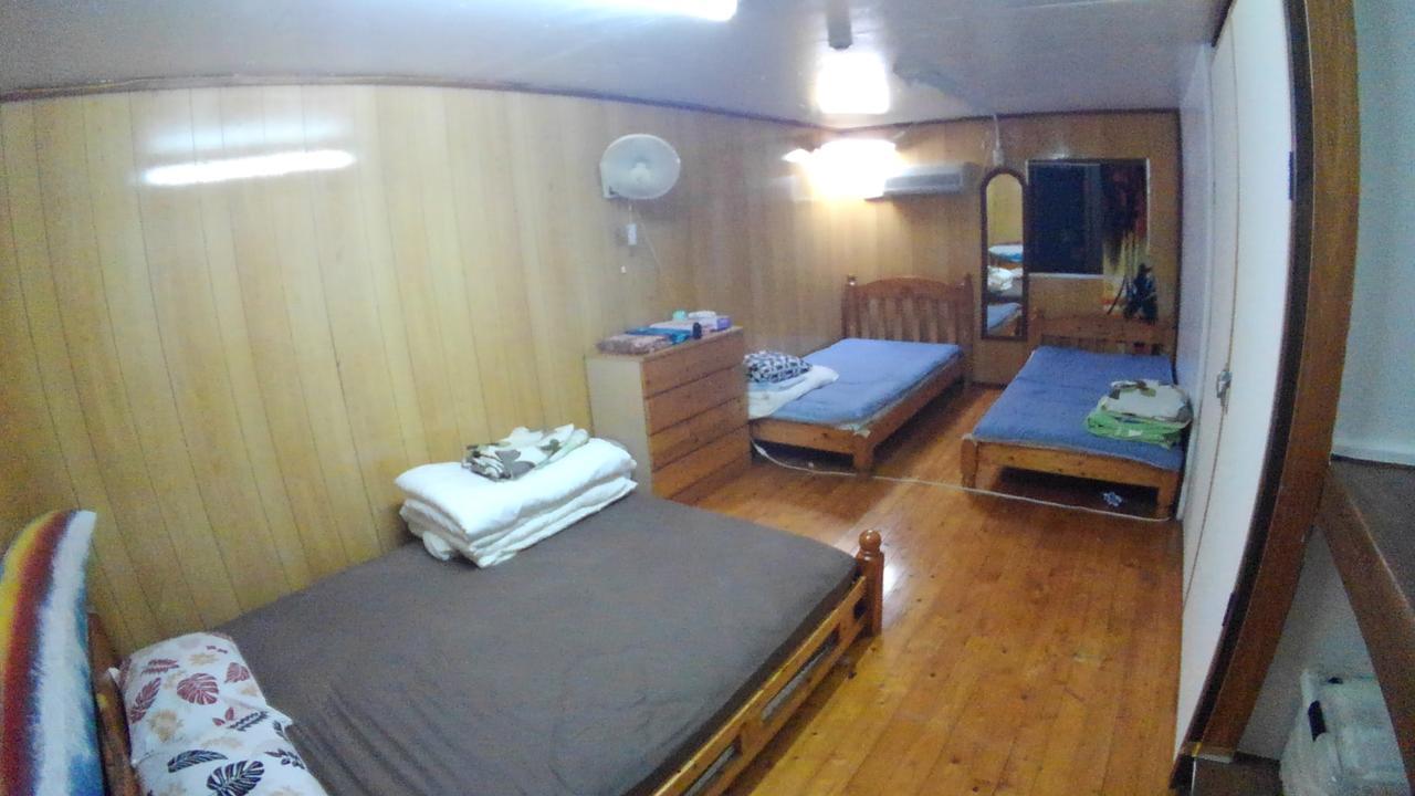Tropical Surf House Okinawa Hotel Onna Bagian luar foto